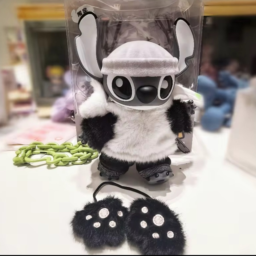 Panda Stitch vinyl/plush pendant. Limited edition (listen to video)🤣 - Picture 6 of 10
